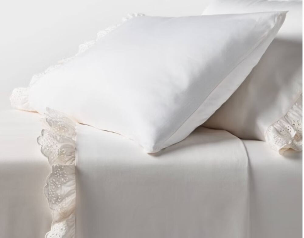 Threshold-King 400 Thread Count Performance Sheet Set Ivory - Eyelet Ruffle Hem